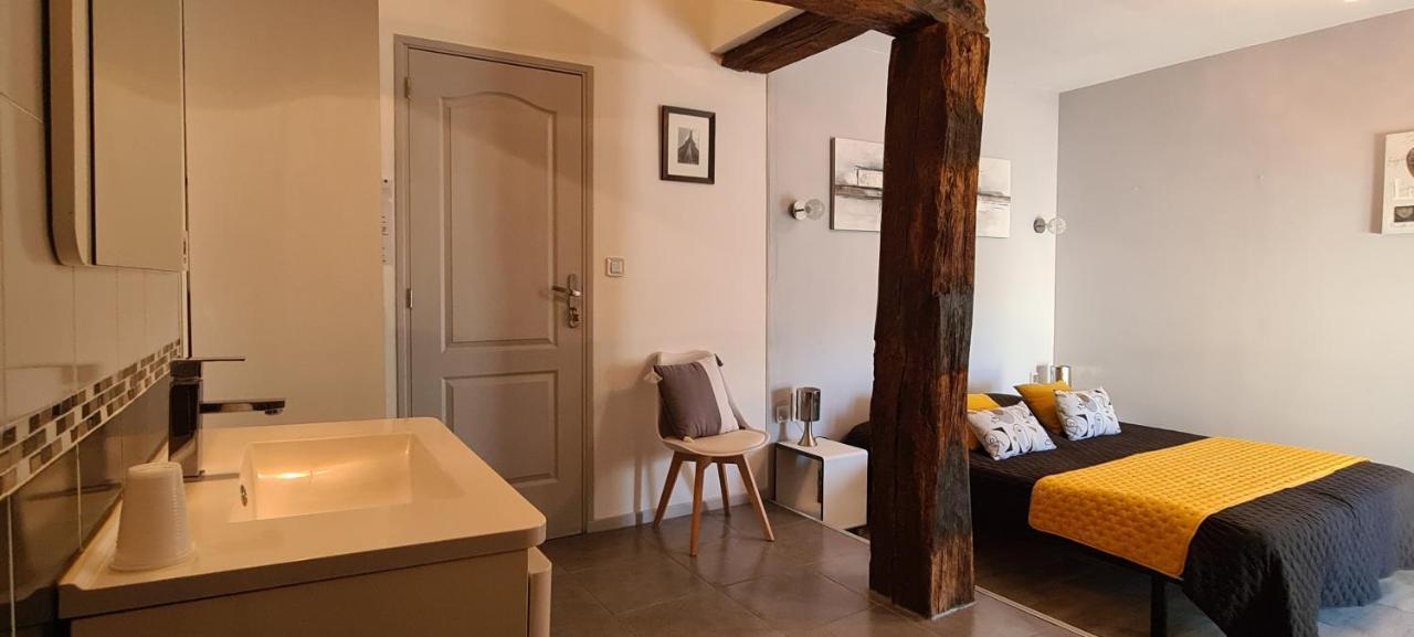 A La Gloriette Bed & Breakfast Neuville-du-Poitou Eksteriør bilde